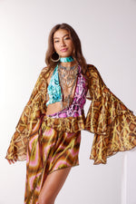 Load image into Gallery viewer, Shaz Shrug
