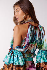 Load image into Gallery viewer, Flutter Top
